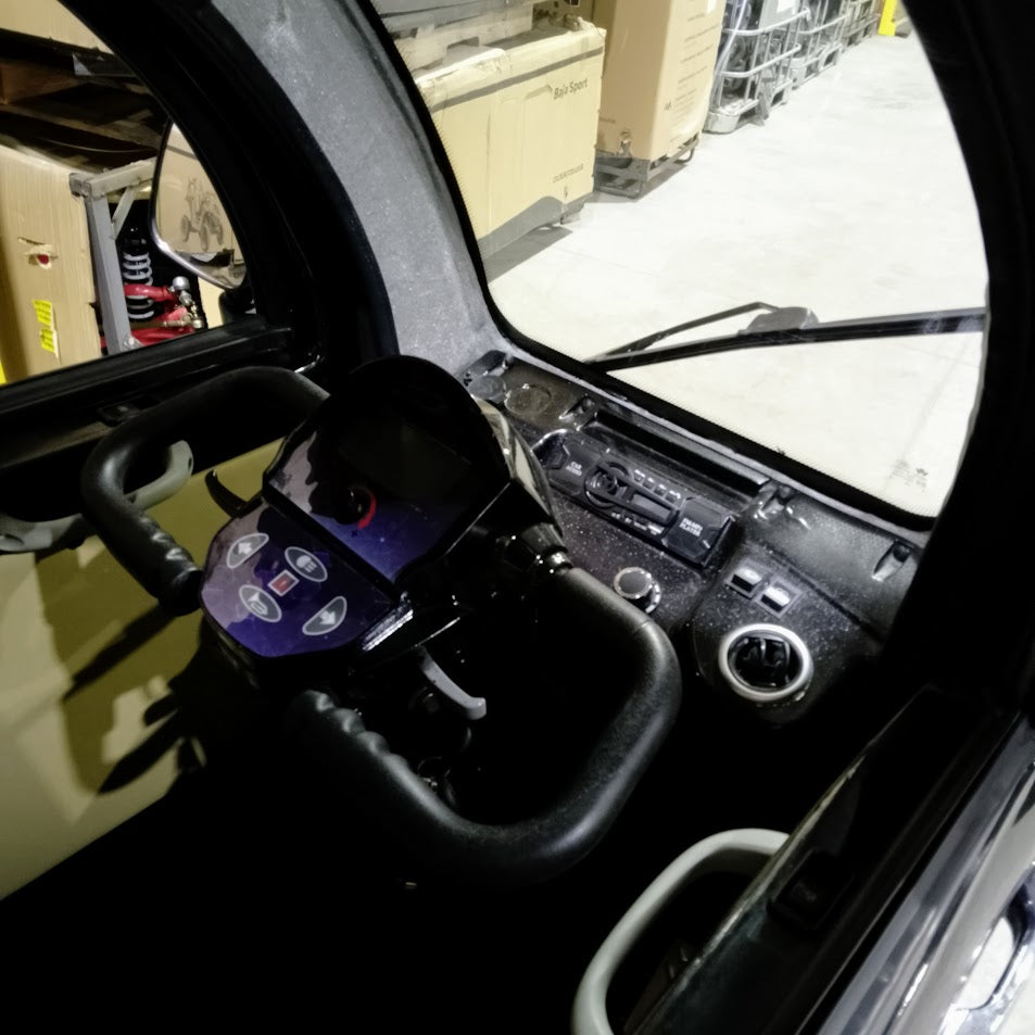 Quadriporteur Fermé avec Cabine