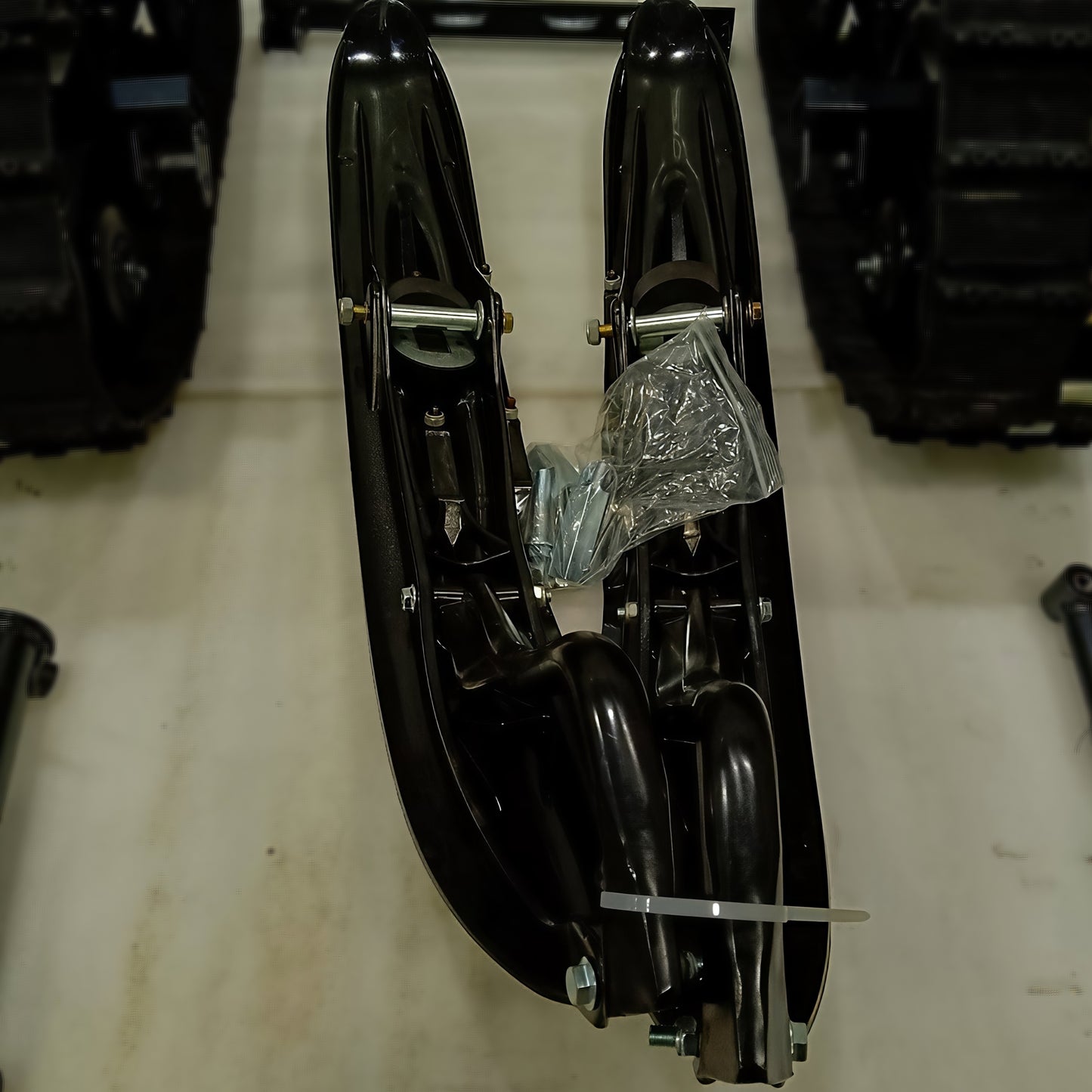 Paire de Skis Avant de Remplacement pour Kit Chenilles VTT (GIO & Universel)