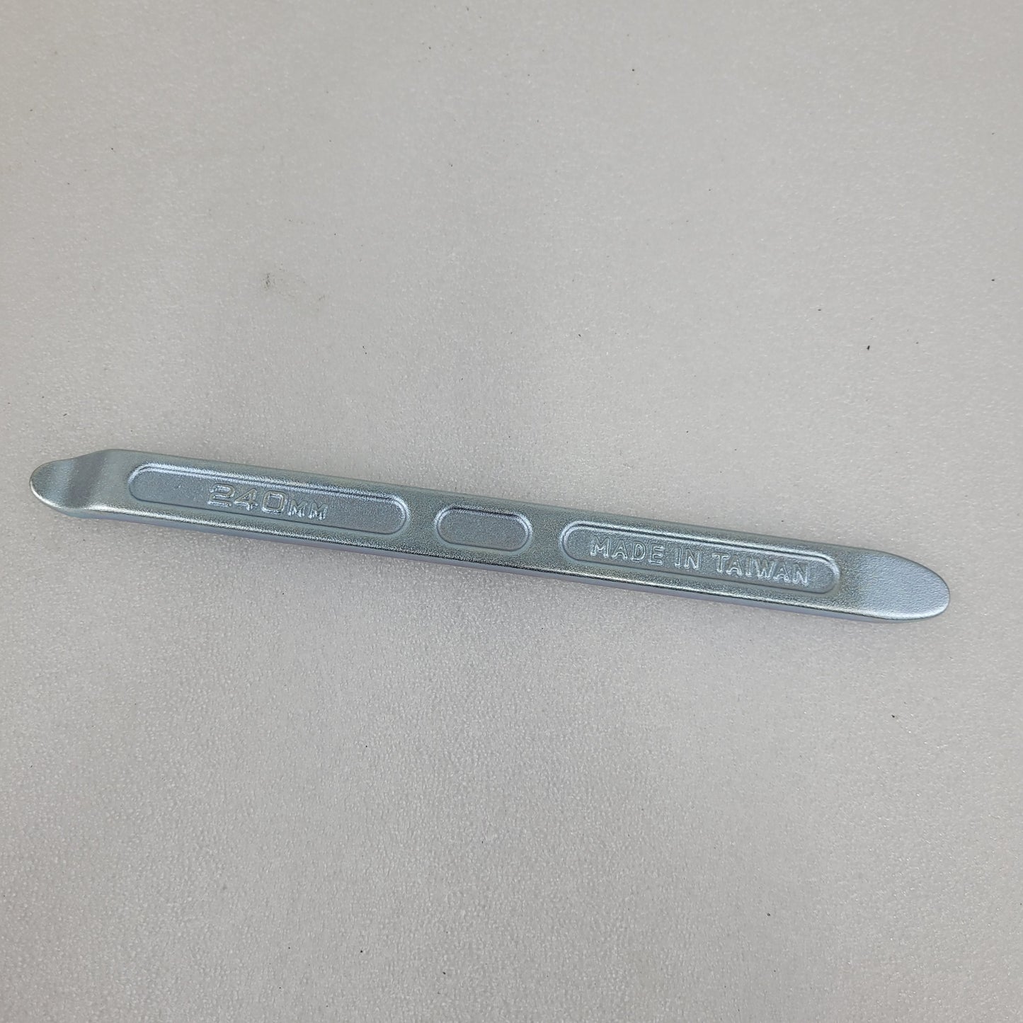 Levier pneus 9-1/2"