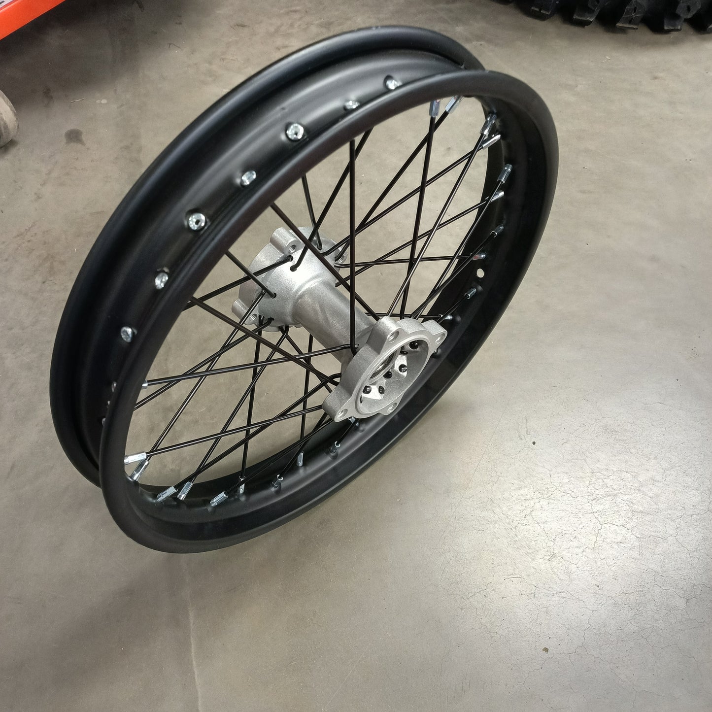 Rear Rim 90/100-16