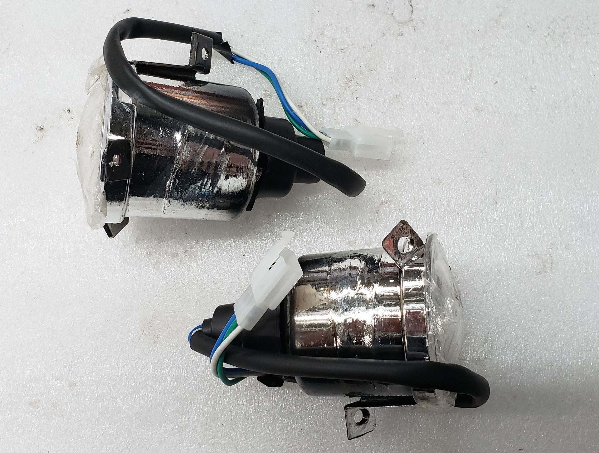 FRONT-HEADLIGHT-4-PODS_Chinese_22226_1.jpeg