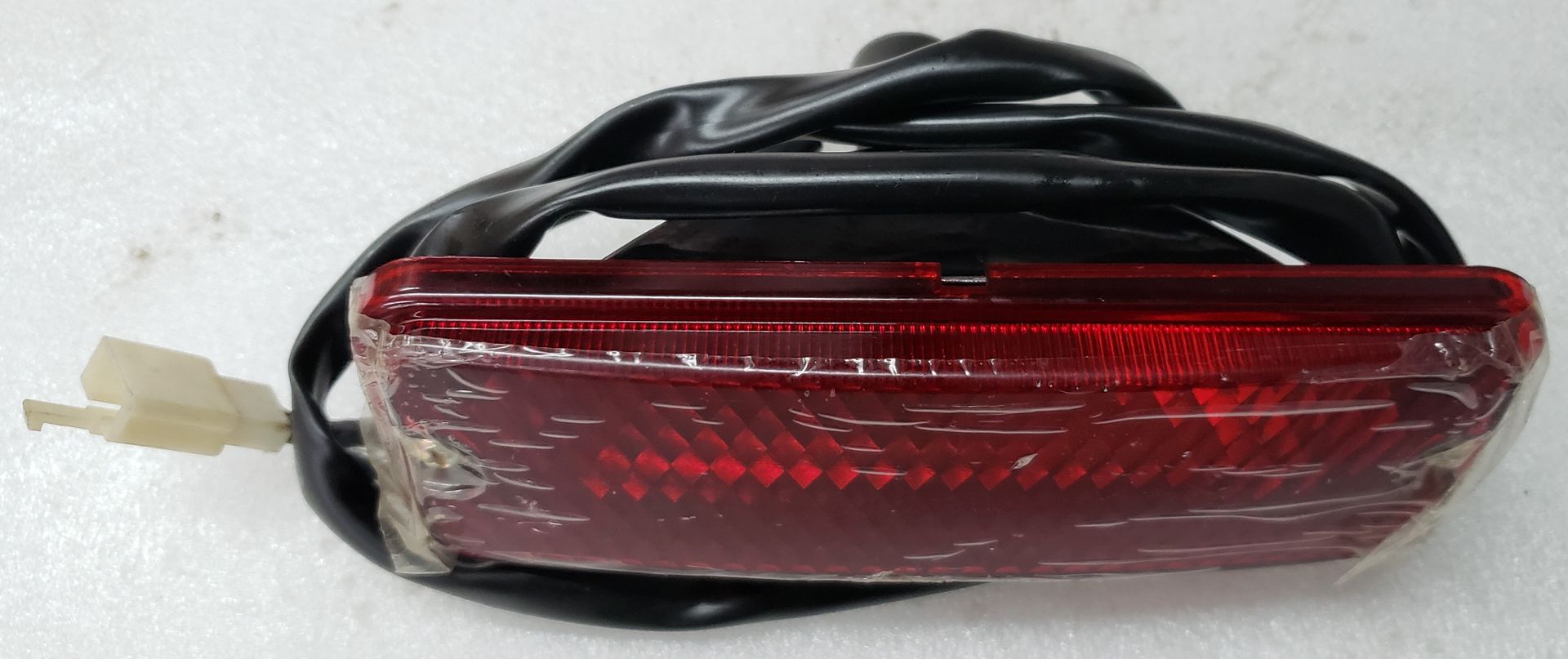 REAR-LIGHT_Chinese_22244_1.jpeg