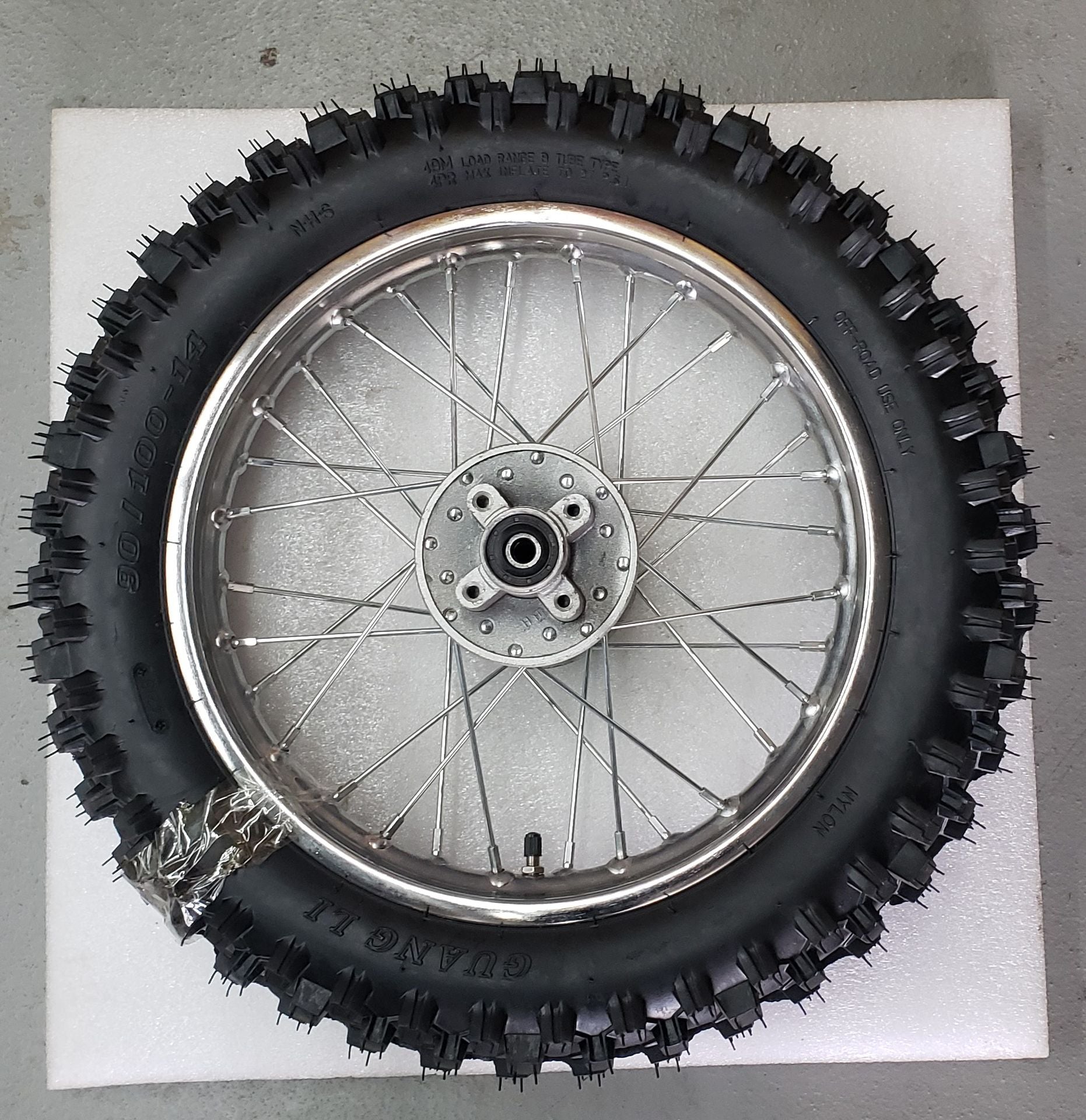 RIM-AND-TIRE-REAR-14_Chinese_22431_1.jpeg