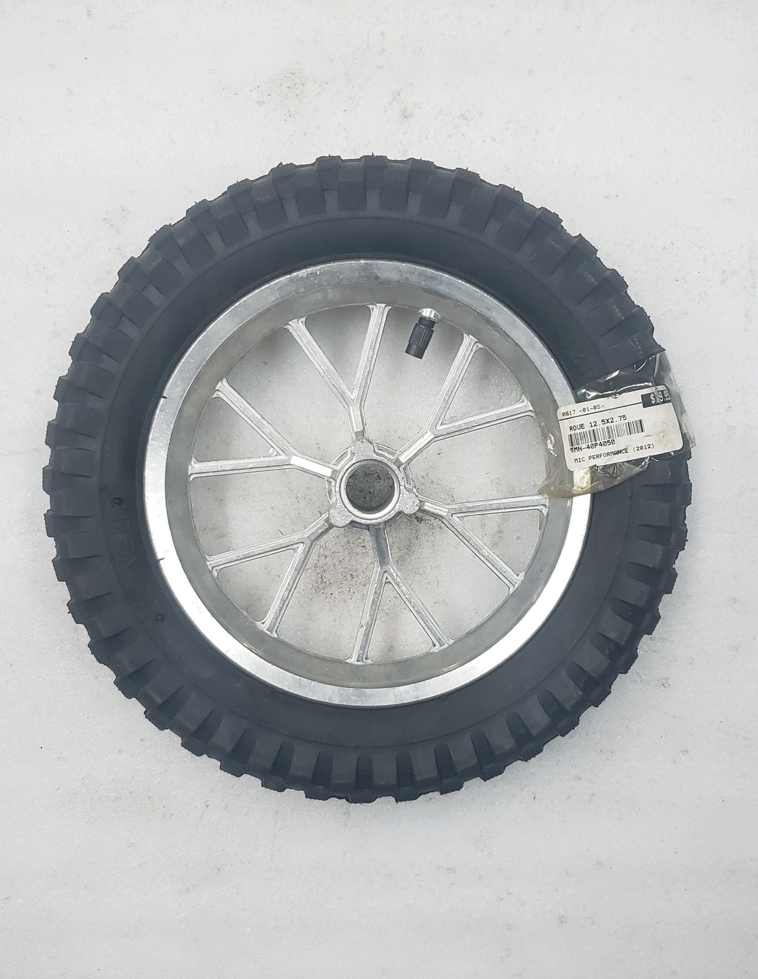 ROUE-12.5X2.75_Chinese_22440_1.jpeg